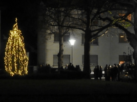 Weihnachtsbaum auf dem Kurhessenplatz